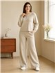 Conjunto chaqueta de punto y pantalón