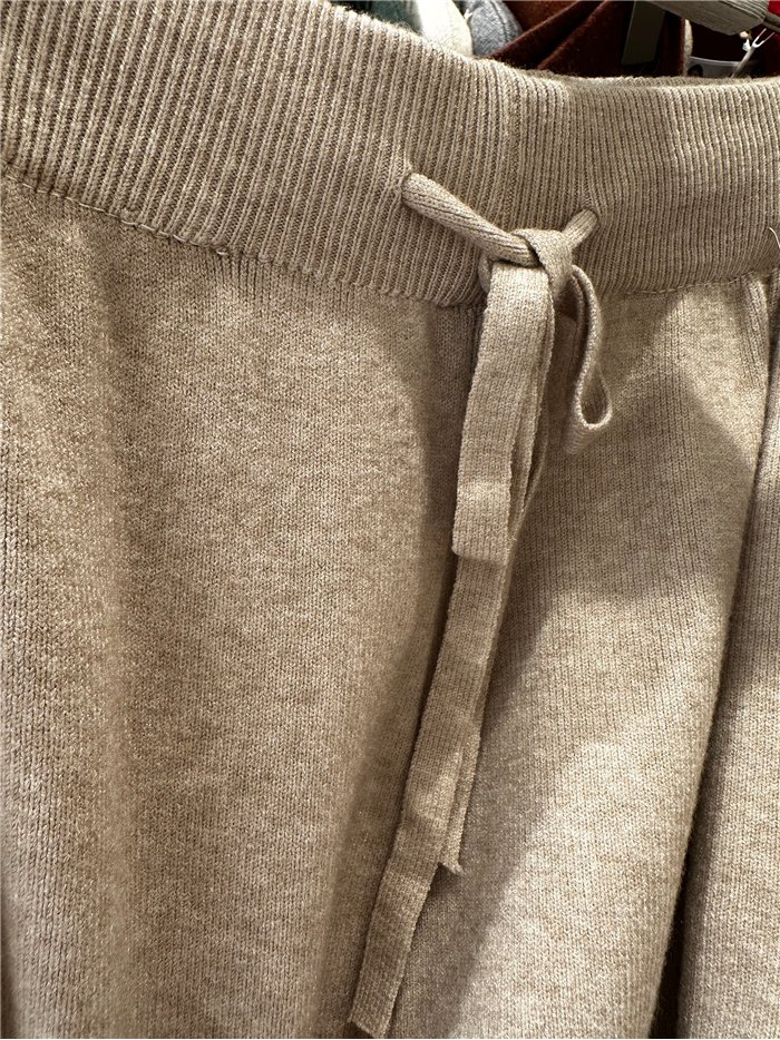 Pantaloni in maglia a gamba larga con coulisse