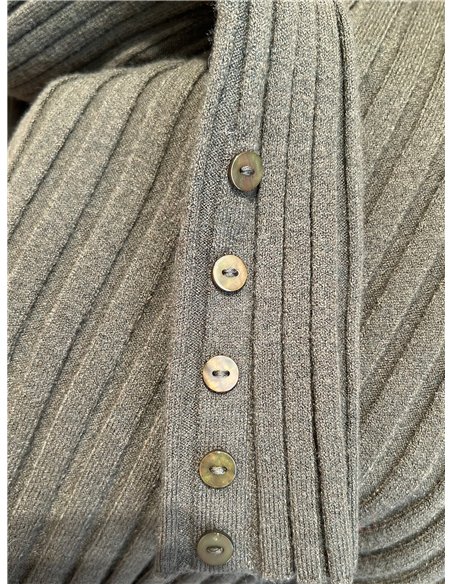 Jersey canalé cuello pico