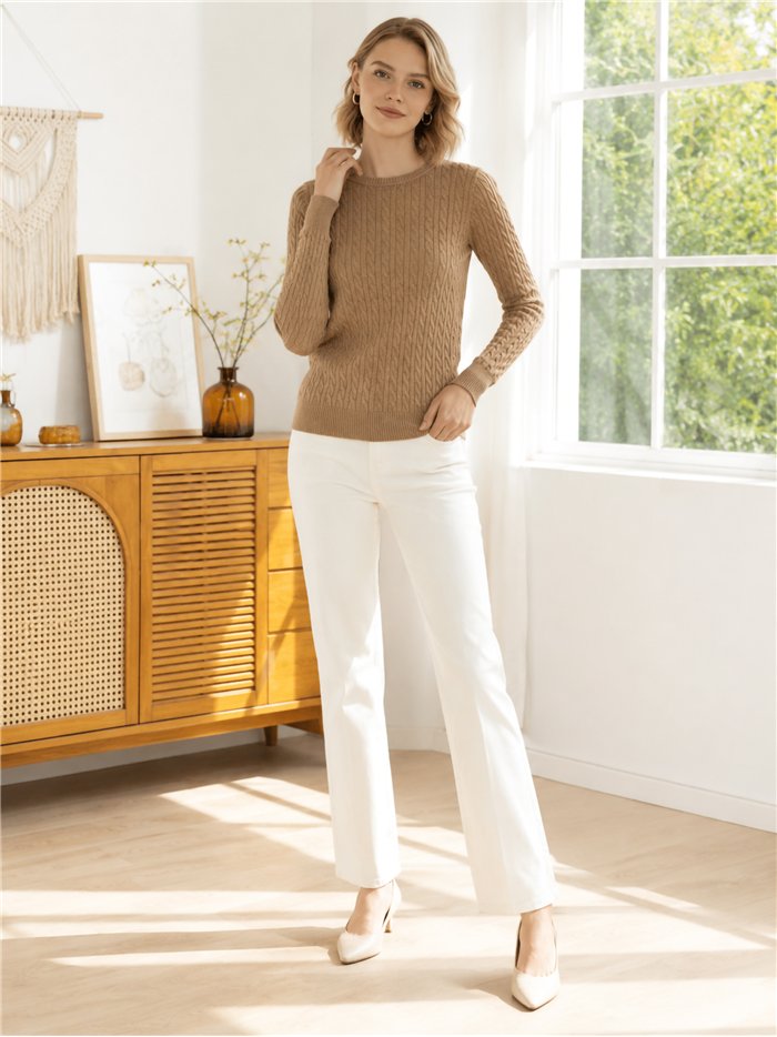 Cable knit round neck sweater