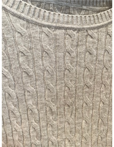Cable knit round neck sweater
