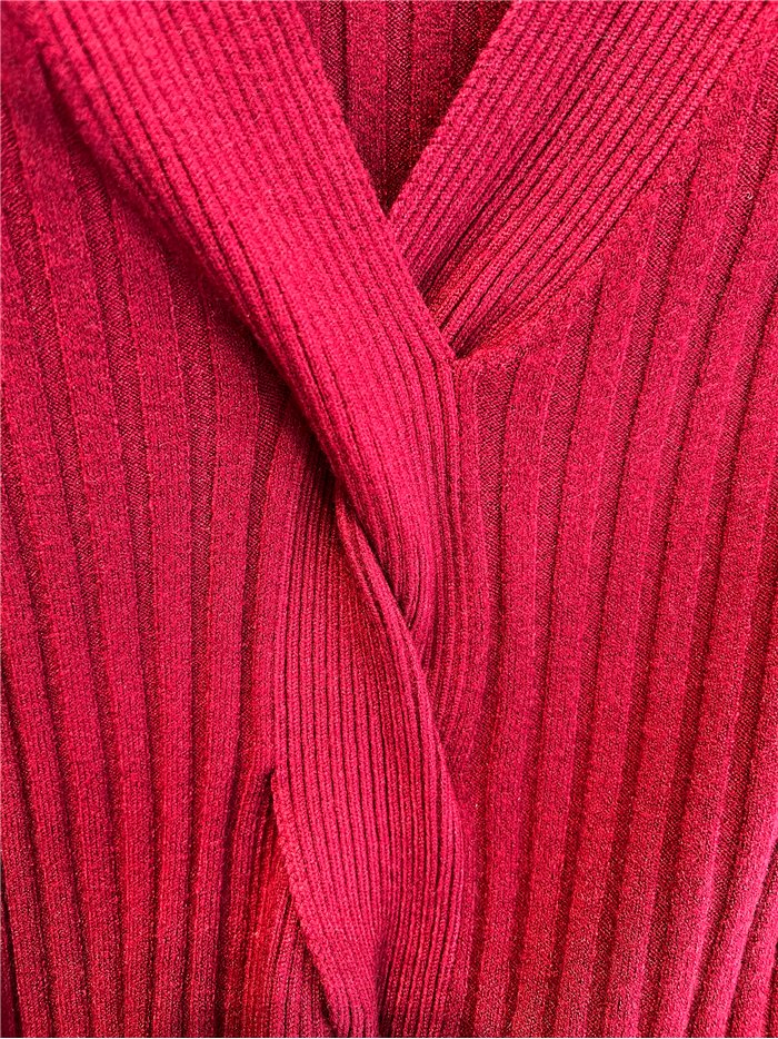 Jersey canalé detalle cruzado con trenza