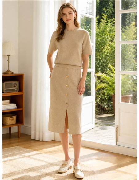 Falda midi de punto con botones dorados