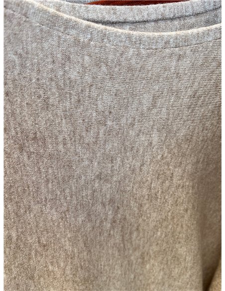 Einfarbiger Jersey mit Seitenschlitzen
