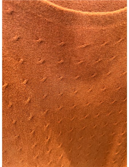 Jersey textura relieve cuello redondo