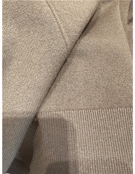 Pull en maille avec détails de couture