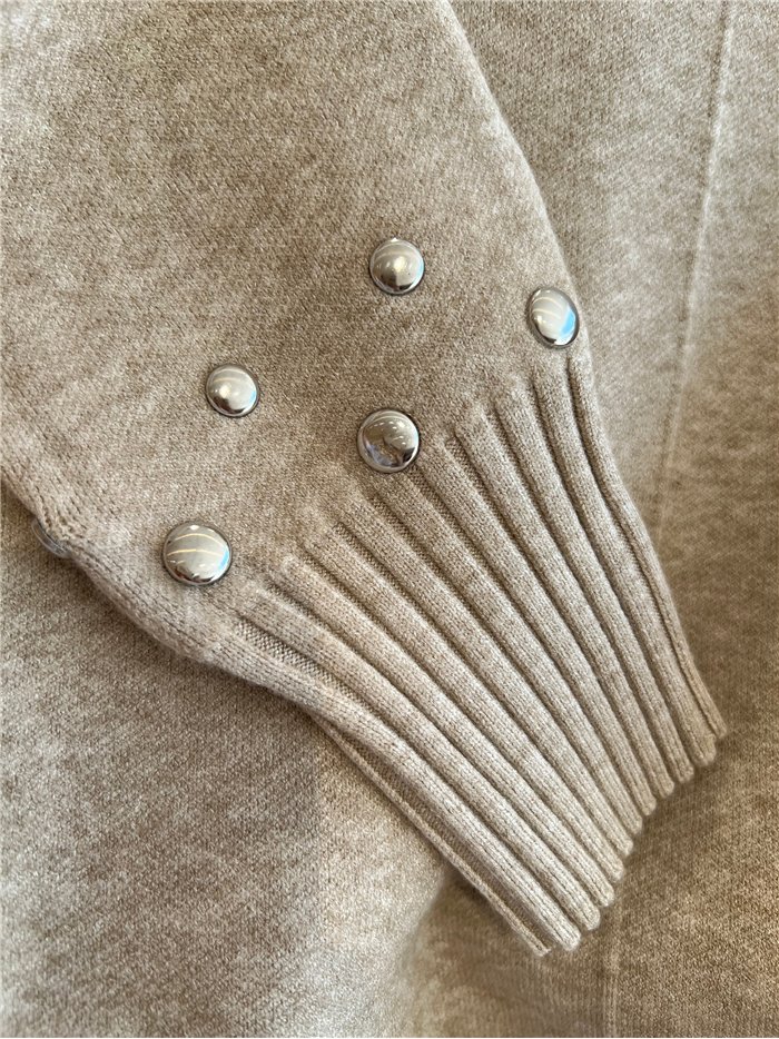 Jersey soft con tachas