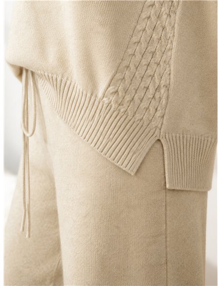 Conjunto jersey detalle trenzado y pantalón wide leg