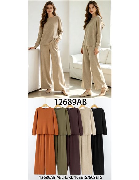 Conjunto jersey bajo desflecado y pantalón wide leg