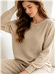 Conjunto jersey bajo desflecado y pantalón wide leg
