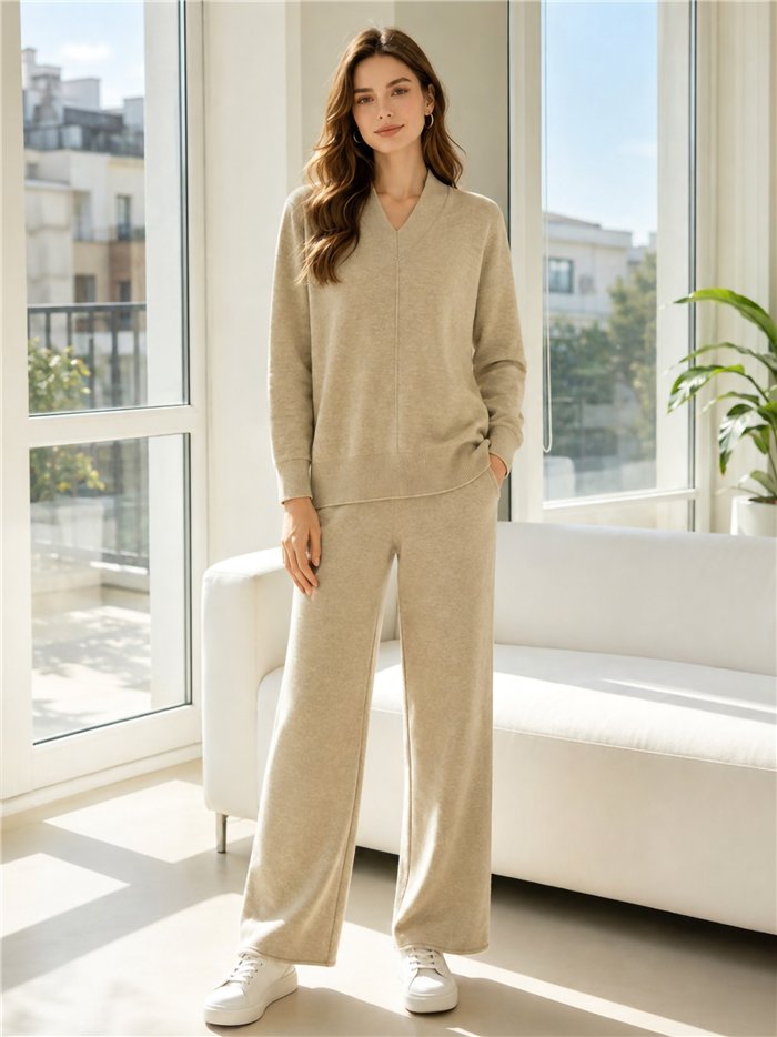 Conjunto jersey cuello pico y pantalón wide leg