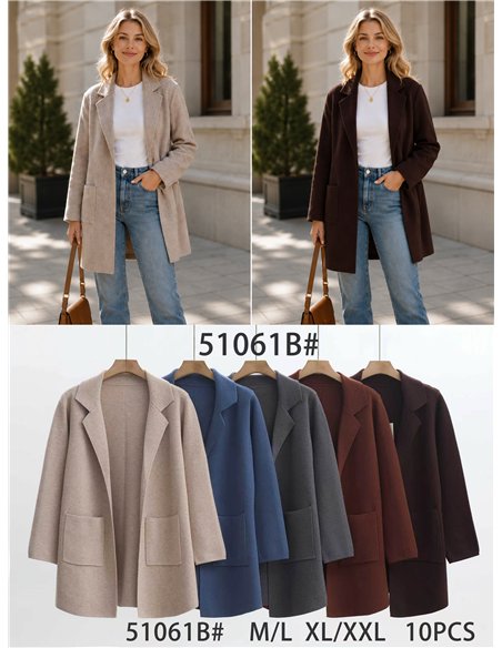 Chaqueta larga de punto con solapa