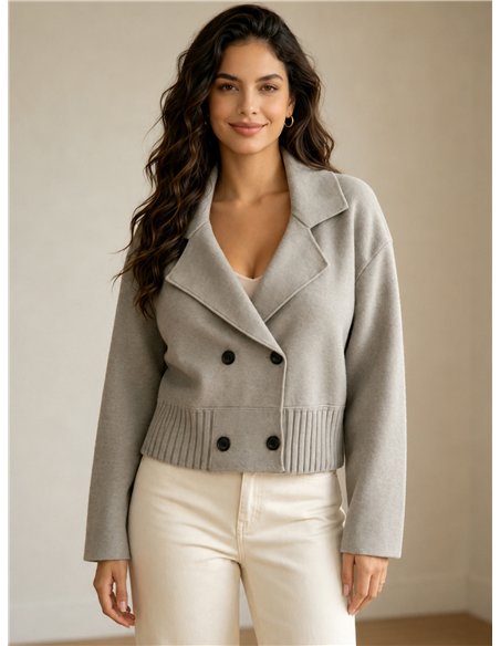 Chaqueta cruzada de punto doble botonadura