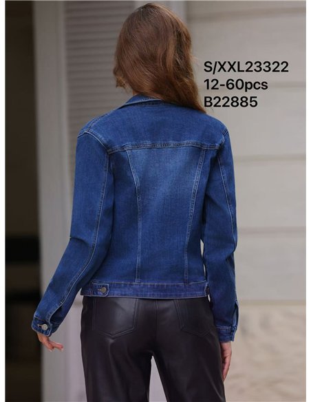 Chaqueta vaquera básica con bolsillos