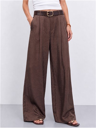Pantalón wide leg fluido con cinturón