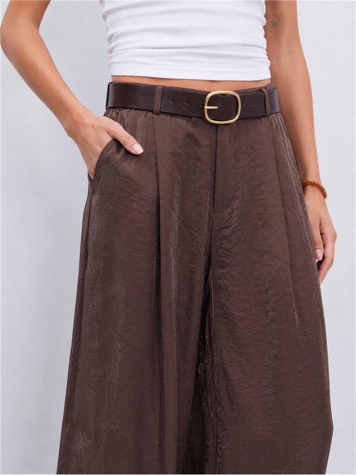 Pantalón wide leg fluido con cinturón