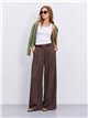 Pantalón wide leg fluido con cinturón