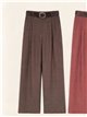 Pantalón wide leg fluido con cinturón