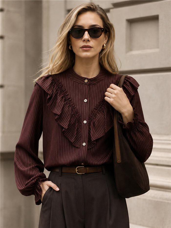 Blusa de rayas con volantes
