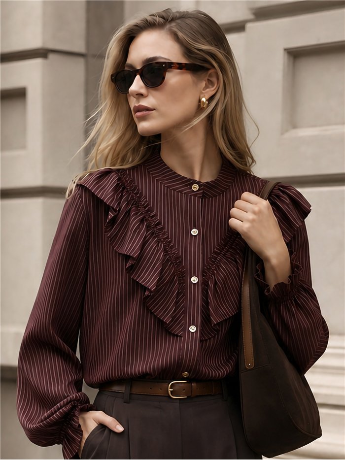 Blusa de rayas con volantes