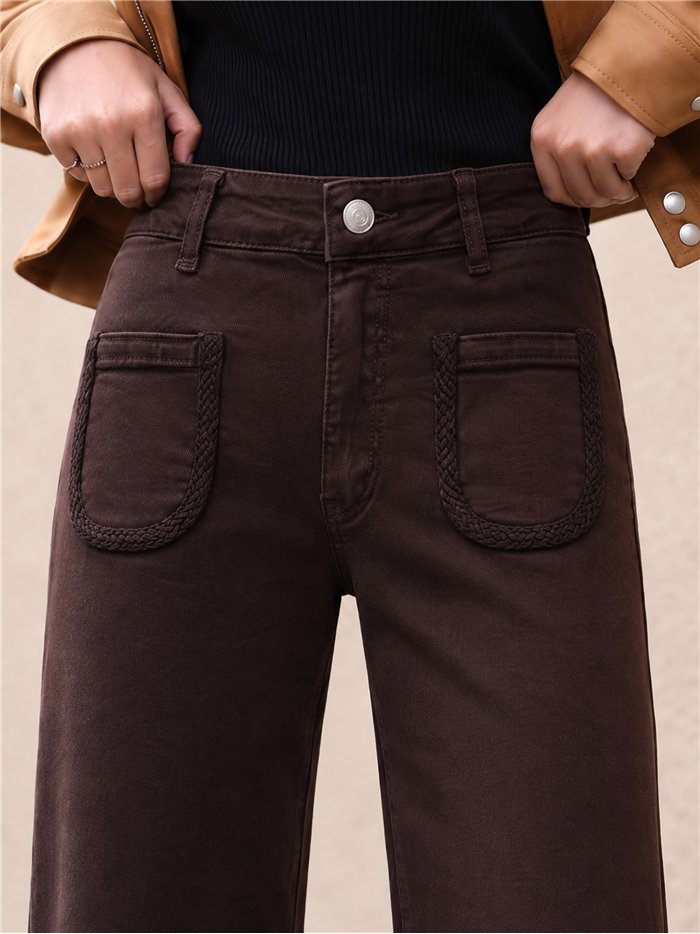 Calça jeans de perna larga com bolsos trançados