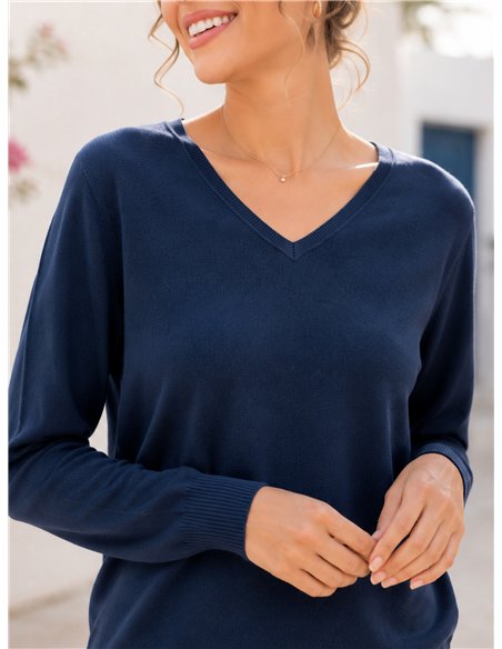 Essential v neck knit sweater