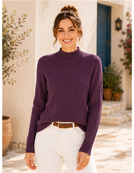 pull à col roulé en maille torsadée