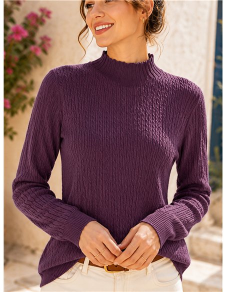 pull à col roulé en maille torsadée