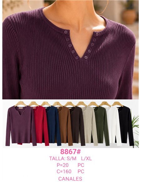 Pull côtelé avec boutons au col