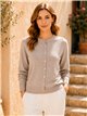 Veste en maille à col rond et boutons dorés