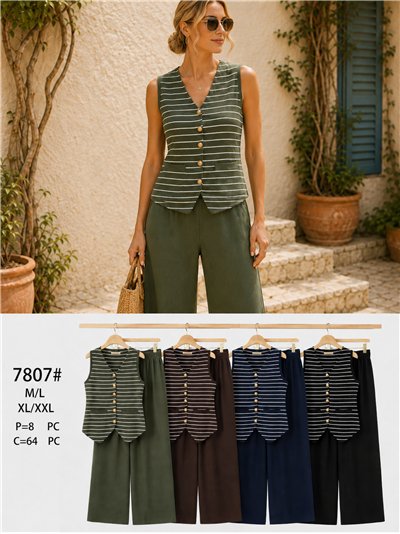 Conjunto chaleco de rayas y pantalón wide leg 2