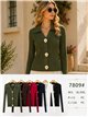 Gerippter Pullover mit Reverskragen und Zierknöpfen