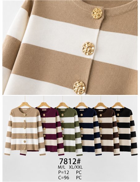 Chaqueta de punto rayas con botones efecto martillado