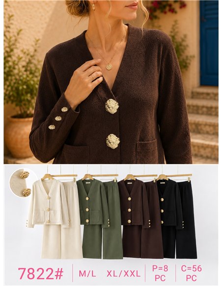 Veste en maille à boutons effet martelé et pantalon à jambes larges