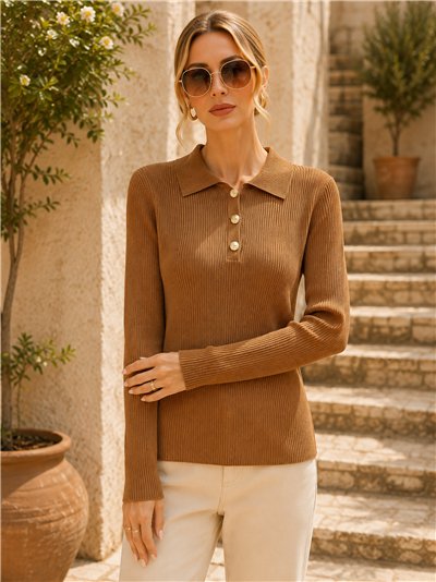 Jersey de punto canalé cuello polo con botones dorados