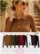 Pull à col roulé en maille côtelée avec boutons dorés