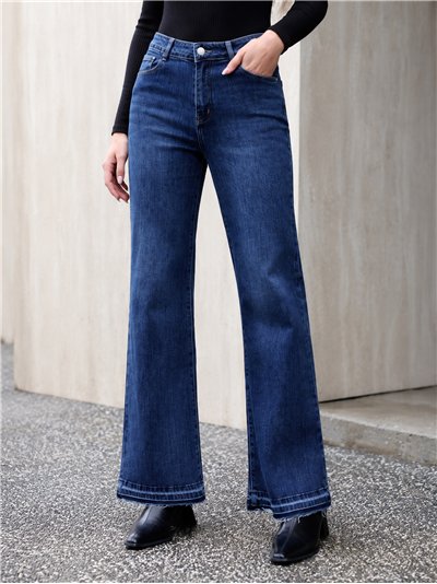 Jeans flare bajo desflecado
