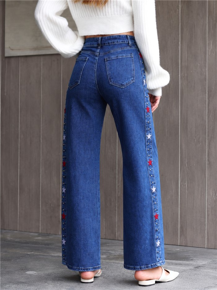 Jeans wide leg estrellas bordadas y tachas