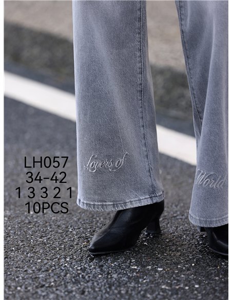 Jeans wide leg gris texto bordado