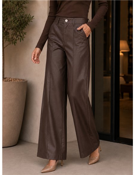 Pantalón wide leg efecto piel