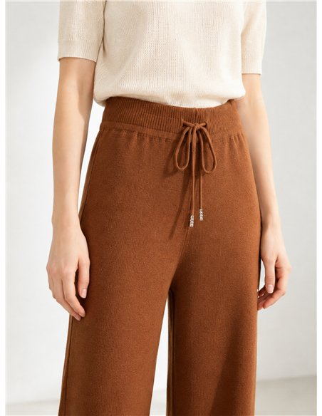 Pantalón punto wide leg