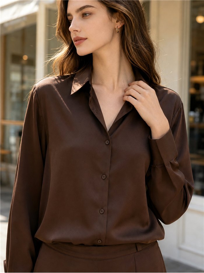 Camisa satinada fluida