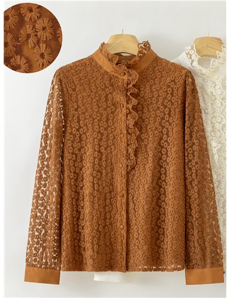 Blusa encaje floral con volante
