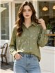 Camisa bordada de flores y paisley