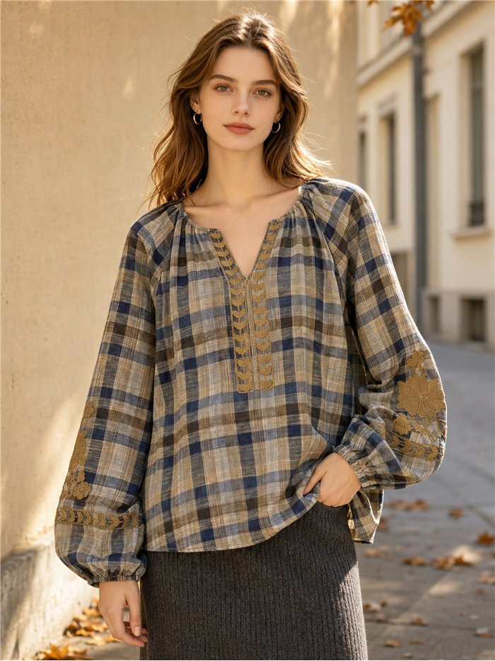 Blusa cuadros con bordado