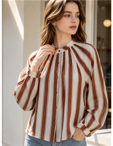 Blusa rayas cuello mao con frunces