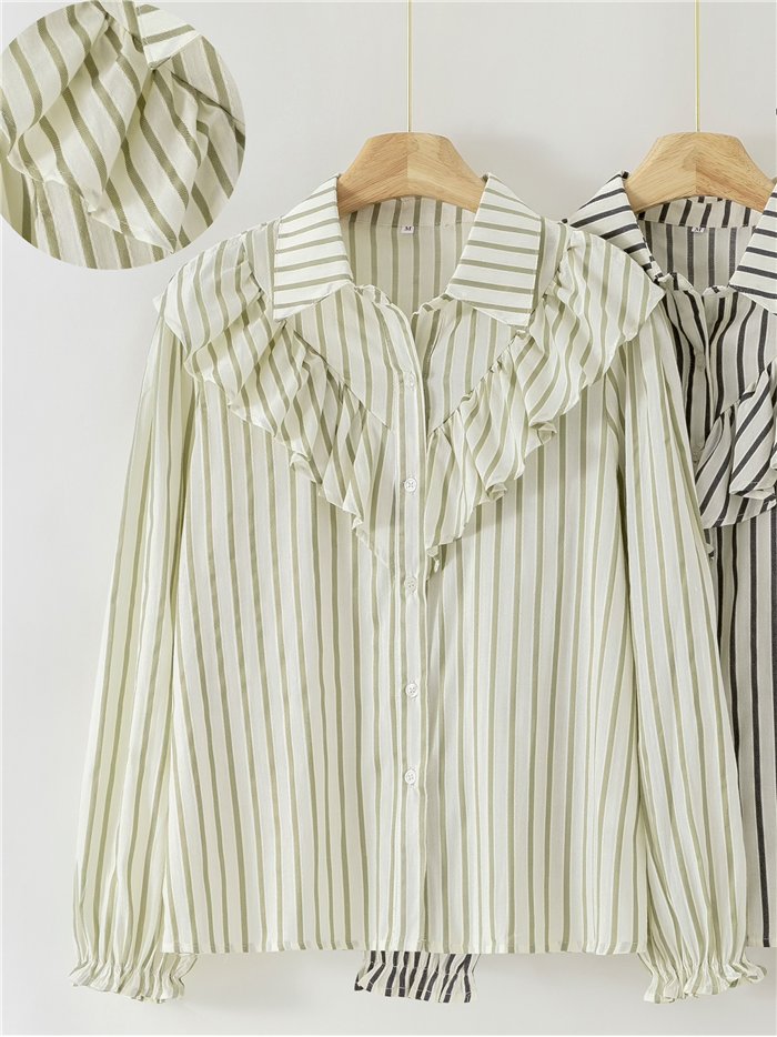 Camicia a righe con volant