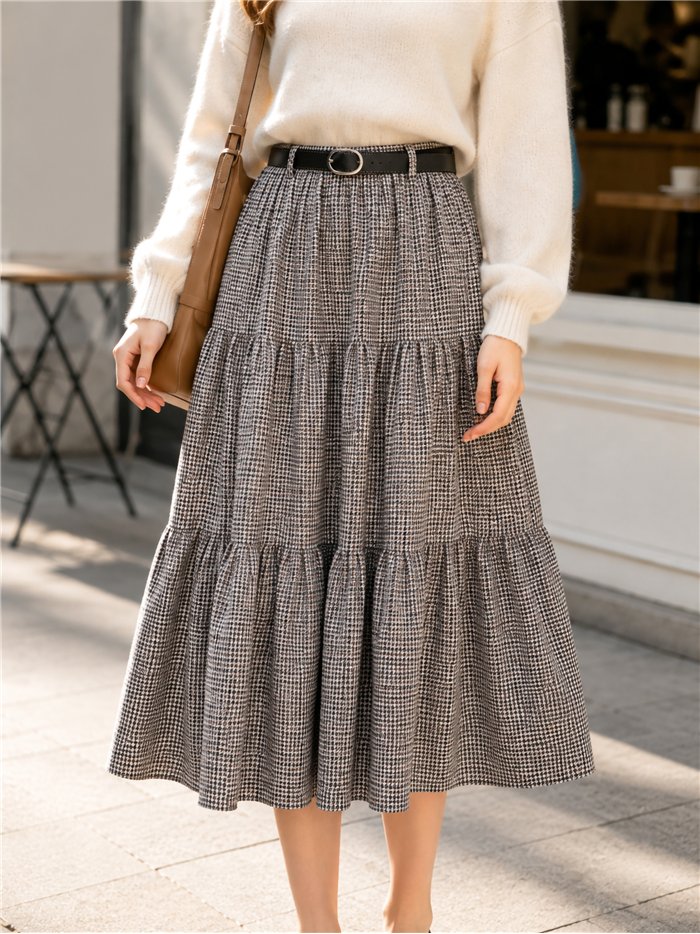 Falda midi de cuadros con volantes
