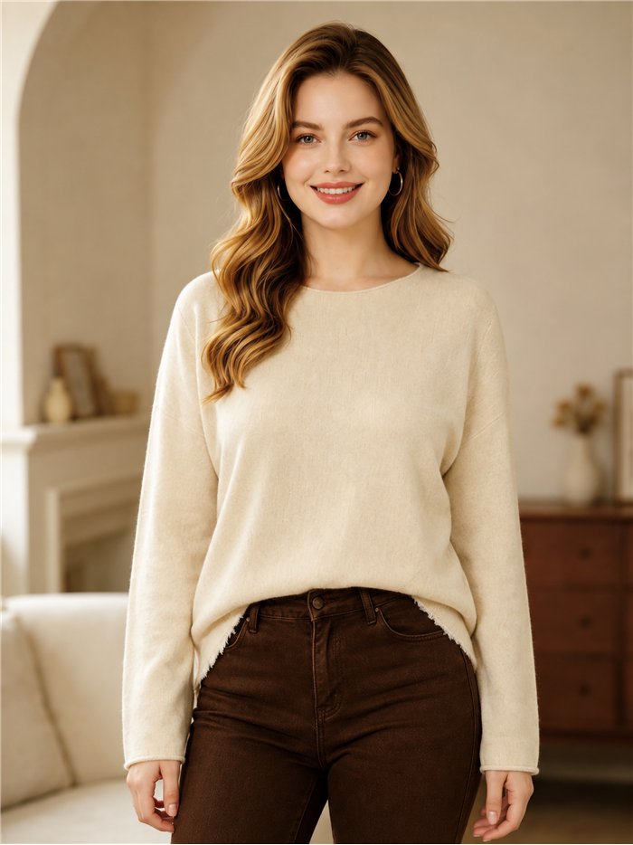 Suéter oversized, de tricô fino e com fios desfiados