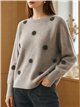Camisa com pompons em relevo